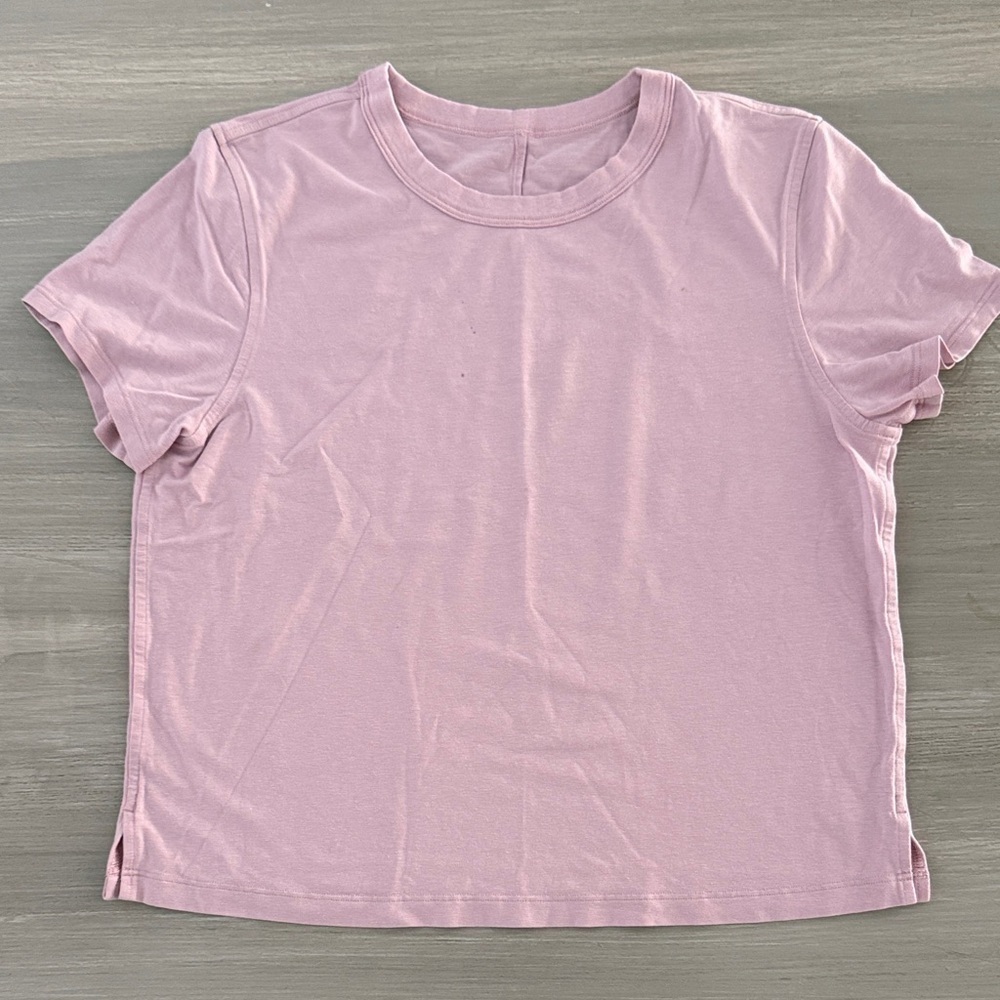 Lululemon Classic Fit Cotton Blend Tshirt